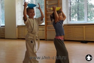 zanyatiya-karate-deti-4-5-let-16